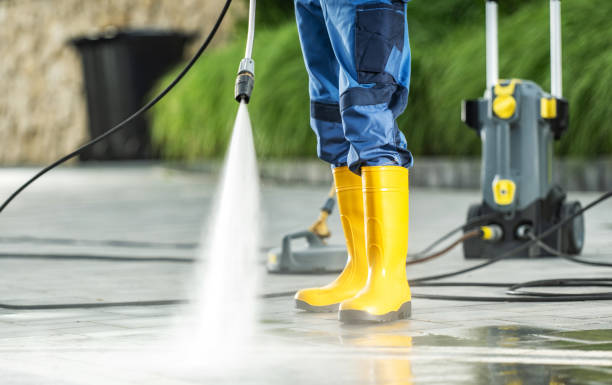 Why Choose Our Certified Pressure Washing Experts for Your Project Needs in Fremont, MI?